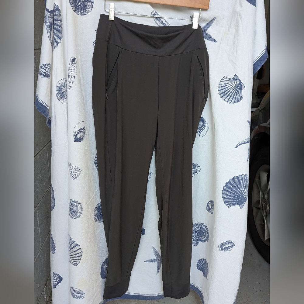 Athleta Soho Jogger Size 8T Black/Green